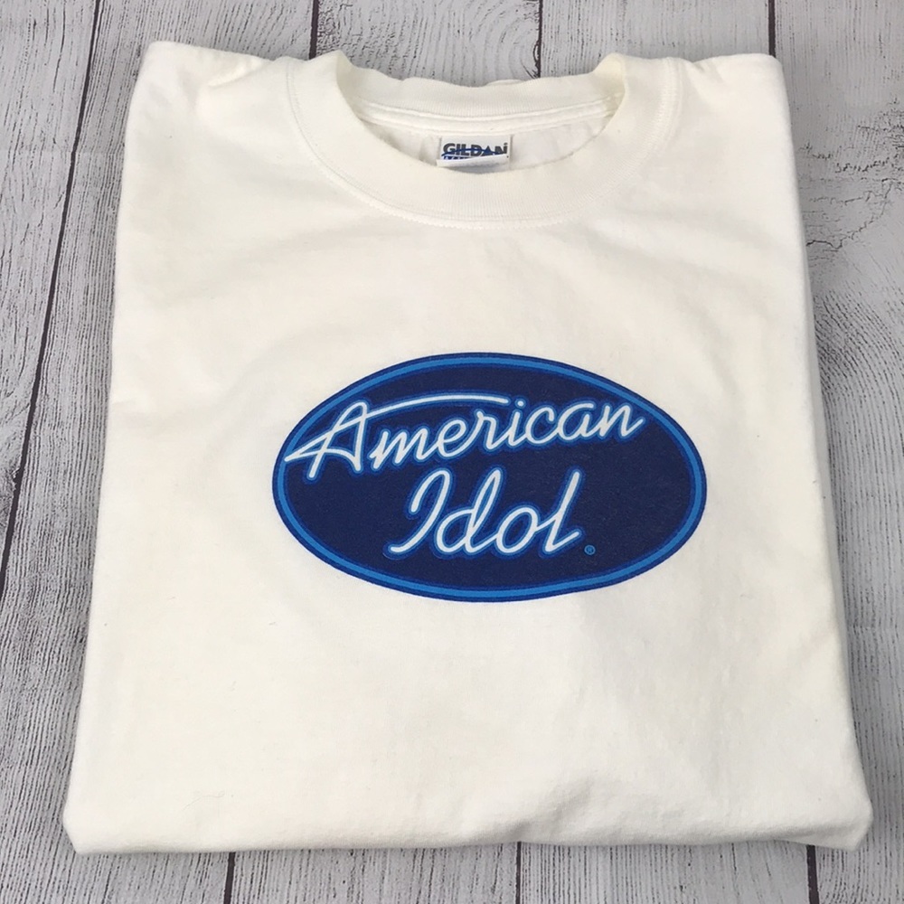 Vintage GILDAN Adult American Idol Short Sleeve Shirt